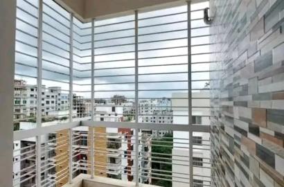 Luxury 4-Bedroom Apartment in Dakshin Banasree Block-A